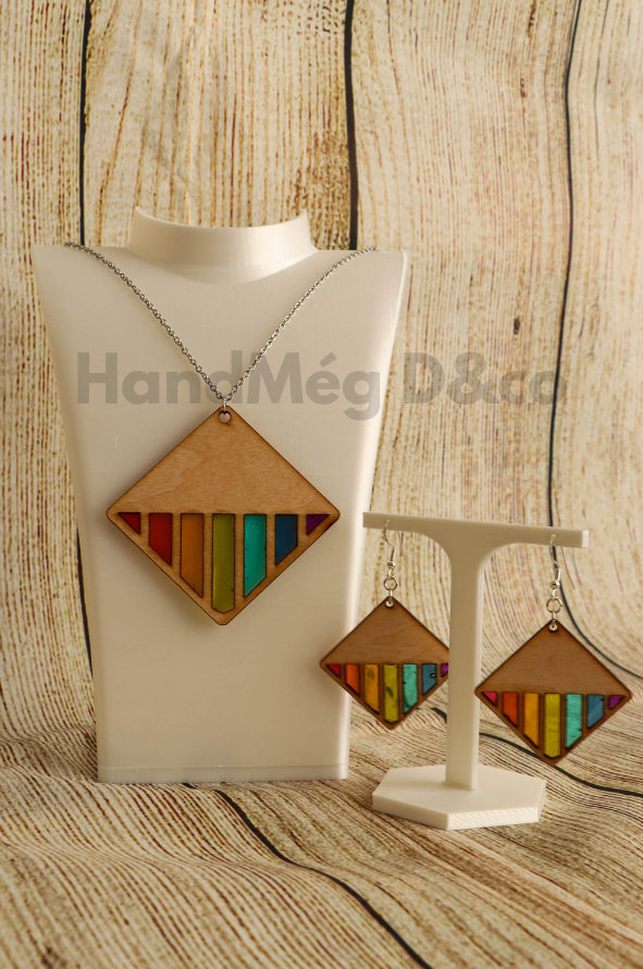 Rainbow-Wood