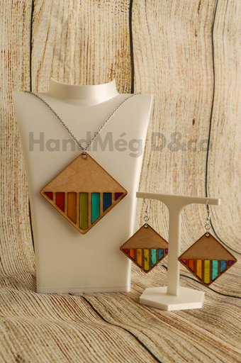 Rainbow-Wood